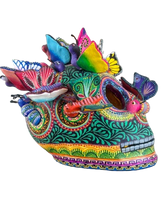 Cargar imagen en el visor de la galería, Cráneo de barro policromado