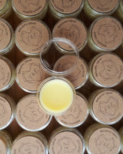 Cargar imagen en el visor de la galería, Crema para labios