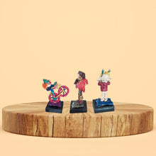 Cargar imagen en el visor de la galería, Artesanía de palma