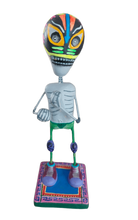 Cargar imagen en el visor de la galería, Luchador de barro policromado