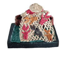 Cargar imagen en el visor de la galería, Artesanía de palma