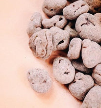 Cargar imagen en el visor de la galería, Chocolate arándano con jamaica